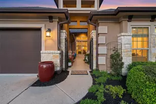 210 Lake Como Dr, Lakeway, TX 78734 - Photo 4