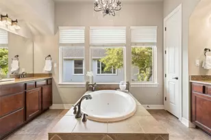 210 Lake Como Dr, Lakeway, TX 78734 - Photo 22