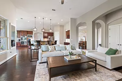 210 Lake Como Drive, Lakeway, TX 78734 - Photo 14