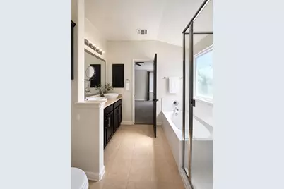 10929 Sly Beaver Drive, Austin, TX 78754 - Photo 14