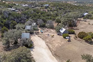 931 Sycamore Creek Dr Dr, Dripping Springs, TX 78620 - Photo 4