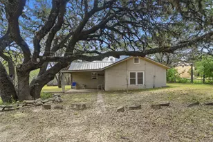 1260 Magers Rd, Concan, TX 78801 - Photo 6