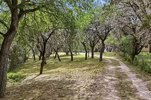1260 Magers Rd, Concan, TX 78801 - Photo 28