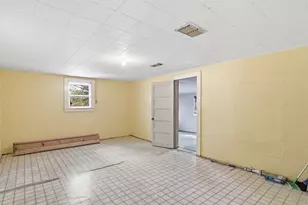 1260 Magers Rd, Concan, TX 78801 - Photo 16