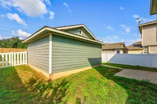 1715 Lost Maples Loop, Cedar Park, TX 78613 - Photo 24