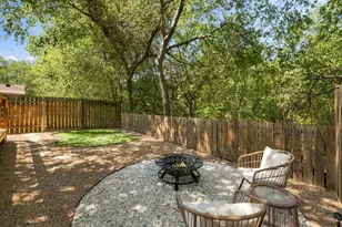 2802 Catalina Dr, Austin, TX 78741 - Photo 22