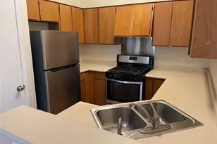 2504 Howellwood Wy, Austin, TX 78748 - Photo 2