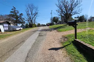 504 W Luce St, Llano, TX 78643 - Photo 18