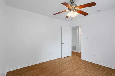 1611 E 13th Street #B, Austin, TX 78702 - Photo 12