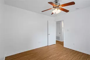 1611 E 13th St, Austin, TX 78702 - Photo 12
