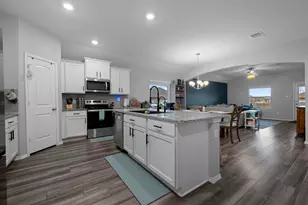 101 Gunther Way, Taylor, TX 76574 - Photo 6