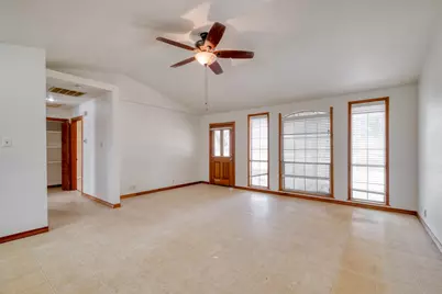 2701 Windy Ridge Road, Taylor, TX 76574 - Photo 6
