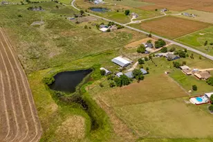 2701 Windy Ridge Rd, Taylor, TX 76574 - Photo 26