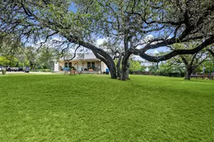 500 N Bluff Dr, Austin, TX 78745 - Photo 2