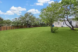 500 N Bluff Dr, Austin, TX 78745 - Photo 14