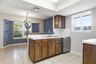 8509 Slant Oak Dr, Austin, TX 78729 - Photo 12