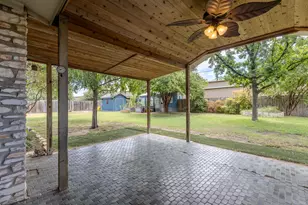 8509 Slant Oak Dr, Austin, TX 78729 - Photo 4