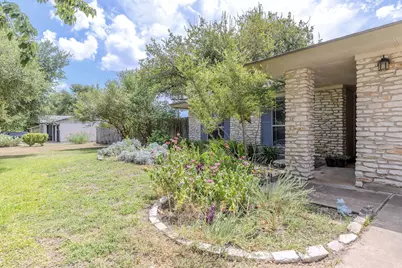 8509 Slant Oak Drive, Austin, TX 78729 - Photo 32