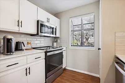 3202 French Place, Austin, TX 78722 - Photo 26