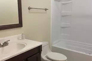 1034 Magnolia St, Lockhart, TX 78644 - Photo 10