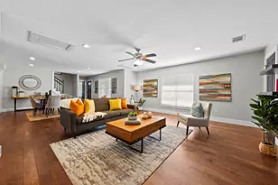 3001 Maplelawn Cir, Austin, TX 78723 - Photo 14