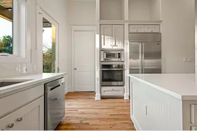 1231 Parkway #B, Austin, TX 78703 - Photo 10