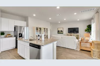 12116 Pike Bend, Mustang Ridge, TX 78610 - Photo 14