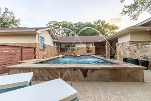 515 E Trail, Spicewood, TX 78669 - Photo 6