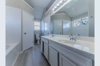 1807 Parkwood Drive, Leander, TX 78641 - Photo 16