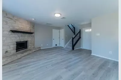 1807 Parkwood Drive, Leander, TX 78641 - Photo 8