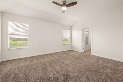103 Pentire Way, Hutto, TX 78634 - Photo 4