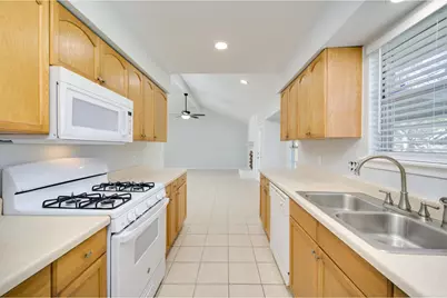 2104 Magazine Street, Austin, TX 78727 - Photo 12