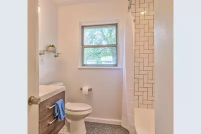 8107 Lazy Lane, Austin, TX 78757 - Photo 18