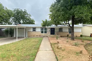 8107 Lazy Ln, Austin, TX 78757 - Photo 2