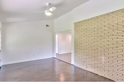 8107 Lazy Lane, Austin, TX 78757 - Photo 14