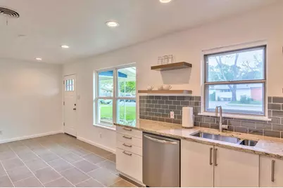 8107 Lazy Lane, Austin, TX 78757 - Photo 10