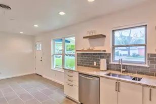 8107 Lazy Ln, Austin, TX 78757 - Photo 10