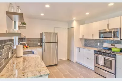 8107 Lazy Lane, Austin, TX 78757 - Photo 8