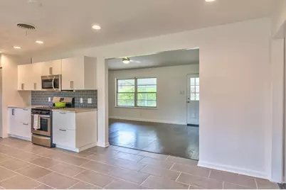 8107 Lazy Lane, Austin, TX 78757 - Photo 4