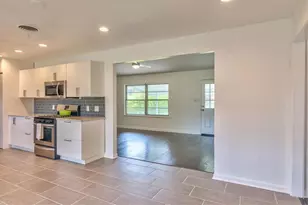 8107 Lazy Ln, Austin, TX 78757 - Photo 4