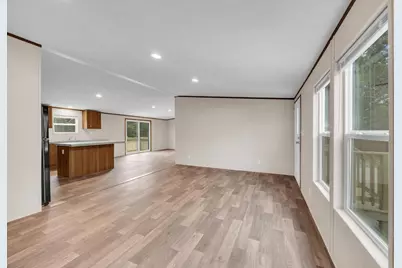 211 Overhill Road, Bastrop, TX 78602 - Photo 8