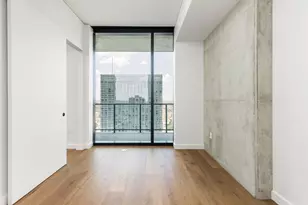 610 Davis St, Austin, TX 78701 - Photo 14