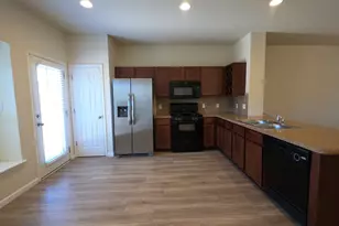 4618 Senda Ln, Austin, TX 78725 - Photo 4