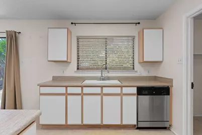 1353 Lakeside Loop, Round Rock, TX 78665 - Photo 12