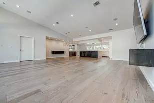 6106 Shoal Creek Blvd, Austin, TX 78757 - Photo 8