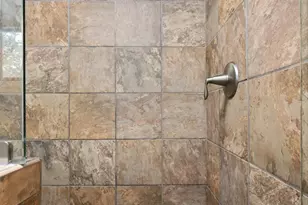 2009 S Oak Canyon Rd, Austin, TX 78746 - Photo 22