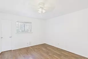 1303 Hollow Creek Dr, Austin, TX 78704 - Photo 8