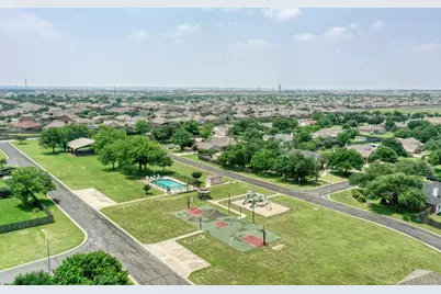 204 Blanco Drive, Hutto, TX 78634 - Photo 34