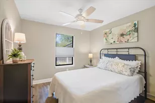 706 Jones St, Smithville, TX 78957 - Photo 22