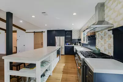 6202 Sun Vista Drive, Austin, TX 78749 - Photo 6